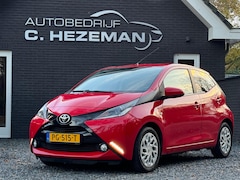 Toyota Aygo - 1.0 VVT-i x-play Navigatie Camera AUX USB 2017