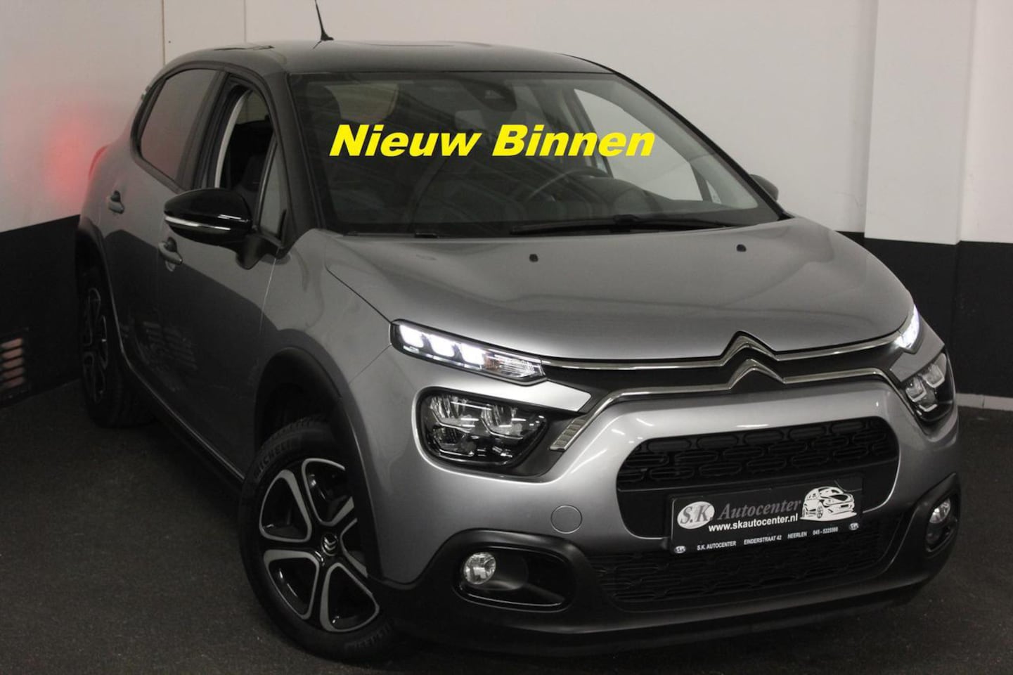 Citroën C3 - 1E EIGENAAR 1.2 PURETECH 82 S&S STYLE BI-TONE - AutoWereld.nl