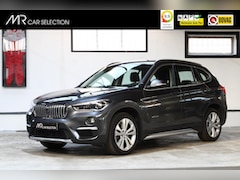 BMW X1 - sDrive20i | LED | Trekhaak | Leder | 18 inch | Stoelverwarming | Head-Up | NL Auto |