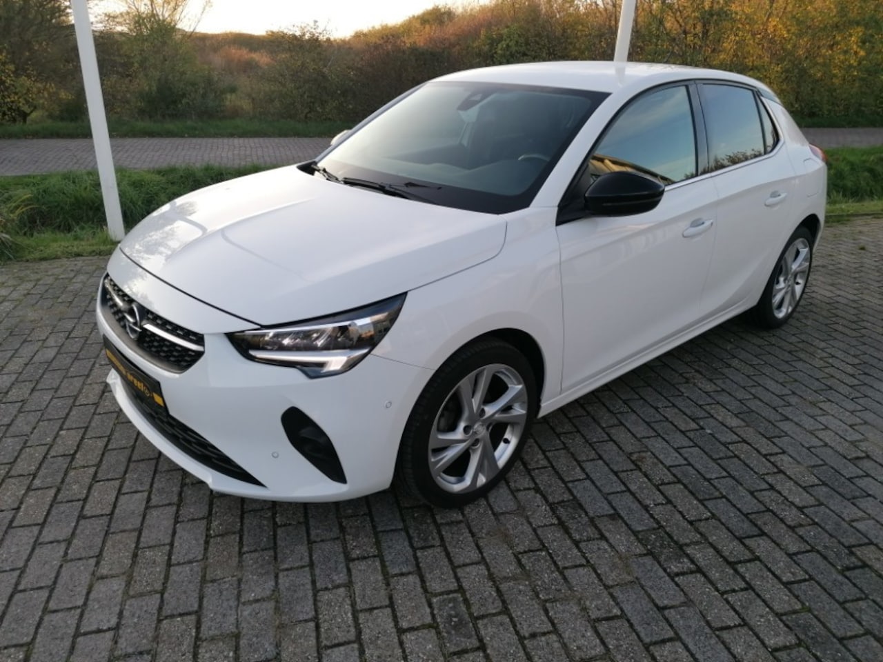 Opel Corsa - 1.2 Edition 1.2 Edition - AutoWereld.nl