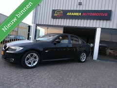 BMW 3-serie - 2009 318i Business Line AUTOMAAT NAVI/Exenon/PDC