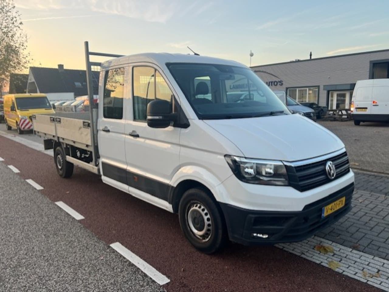 Volkswagen Crafter - 35 2.0 TDI 130KW L4 DC 6P MAXI PRITSCHE KLIMA NAVI EURO6 - AutoWereld.nl