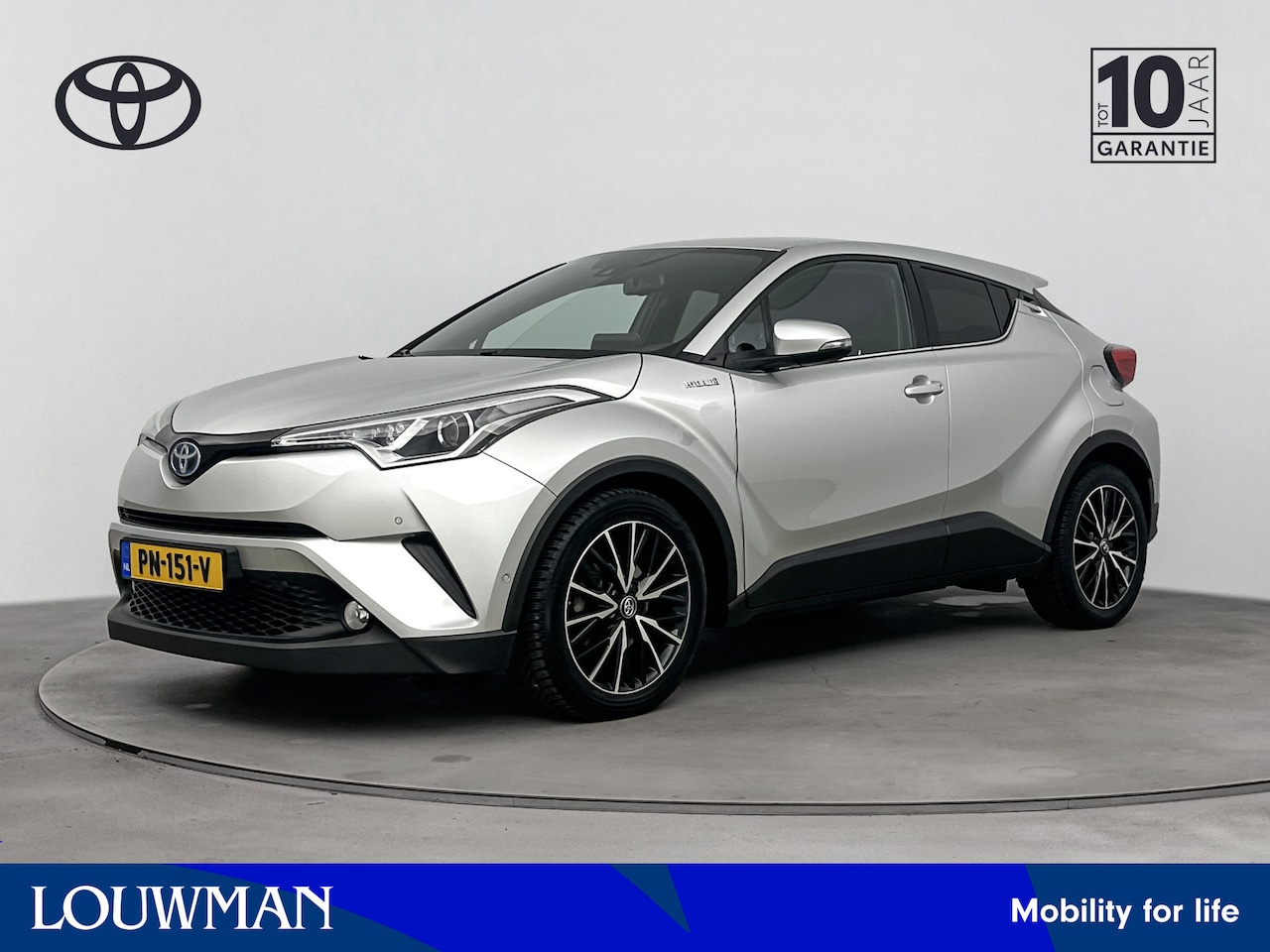 Toyota C-HR - 1.8 Hybrid Executive | Navigatie | LM velgen | Climate Control | Parkeer assistent | Parke - AutoWereld.nl