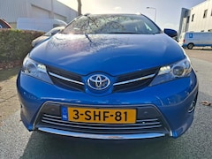 Toyota Auris Touring Sports - 1.8 Hybrid Executive AUTOMAAT/PANO/NAVI/CAMERA