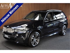 BMW X5 - xDrive50i M-pakket Pano Harman K Head-up Virtual PDC Camera Keyless Leer Navi Elektr. acht