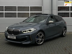 BMW 1-serie - M135i xDrive / Head-Up / Pano / Camera / Peformance Uitlaat /