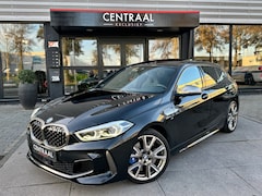 BMW 1-serie - M135i xDrive High Exe Pano|Harman&Kardon|Memory|Milltek|Schaalstoelen|Carplay|306PK