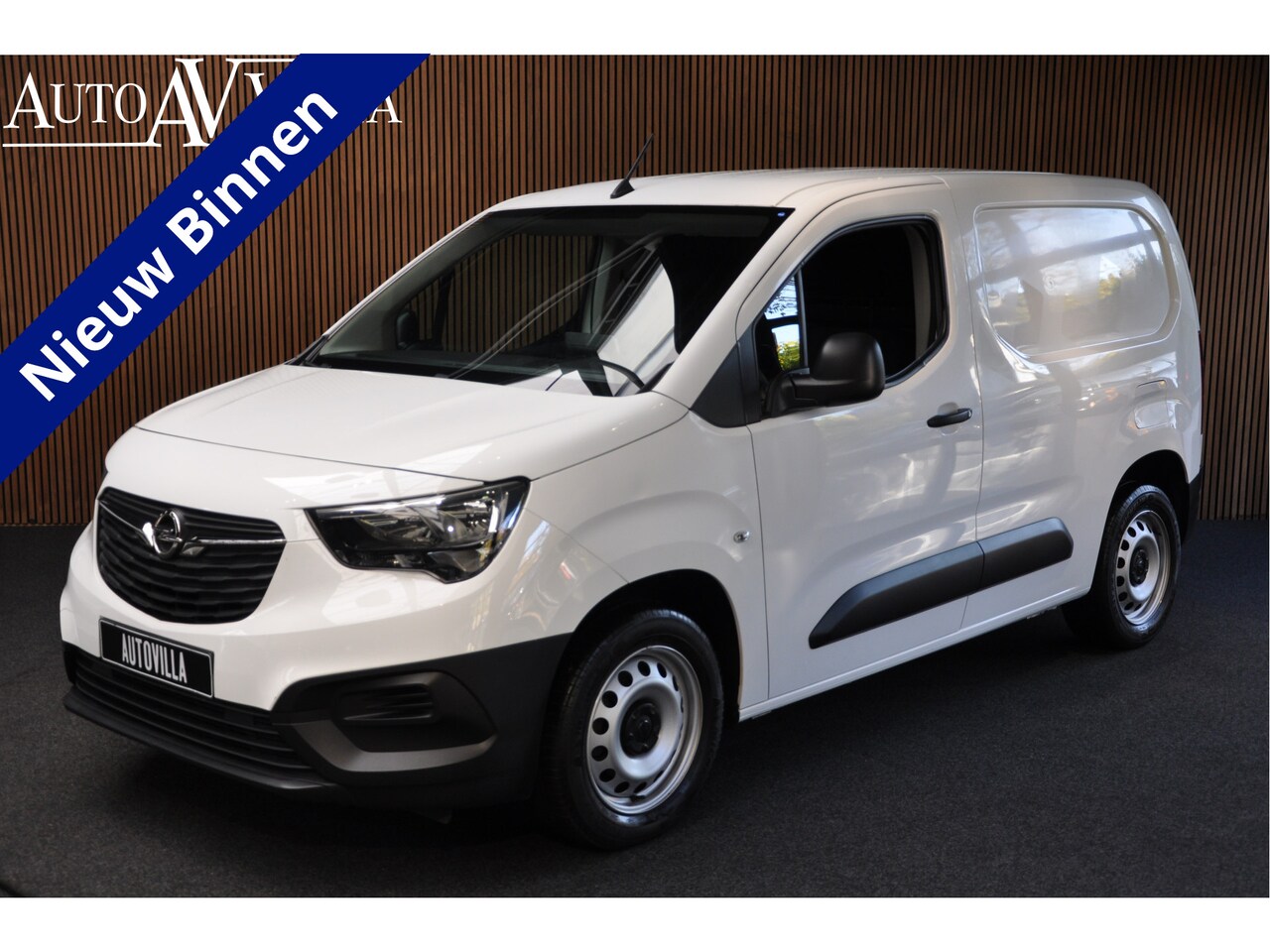 Opel Combo - 1.2 T Navi Airco Cruise C. PDC Carplay Bluetooth 1x Schuifdeur BTW auto - AutoWereld.nl