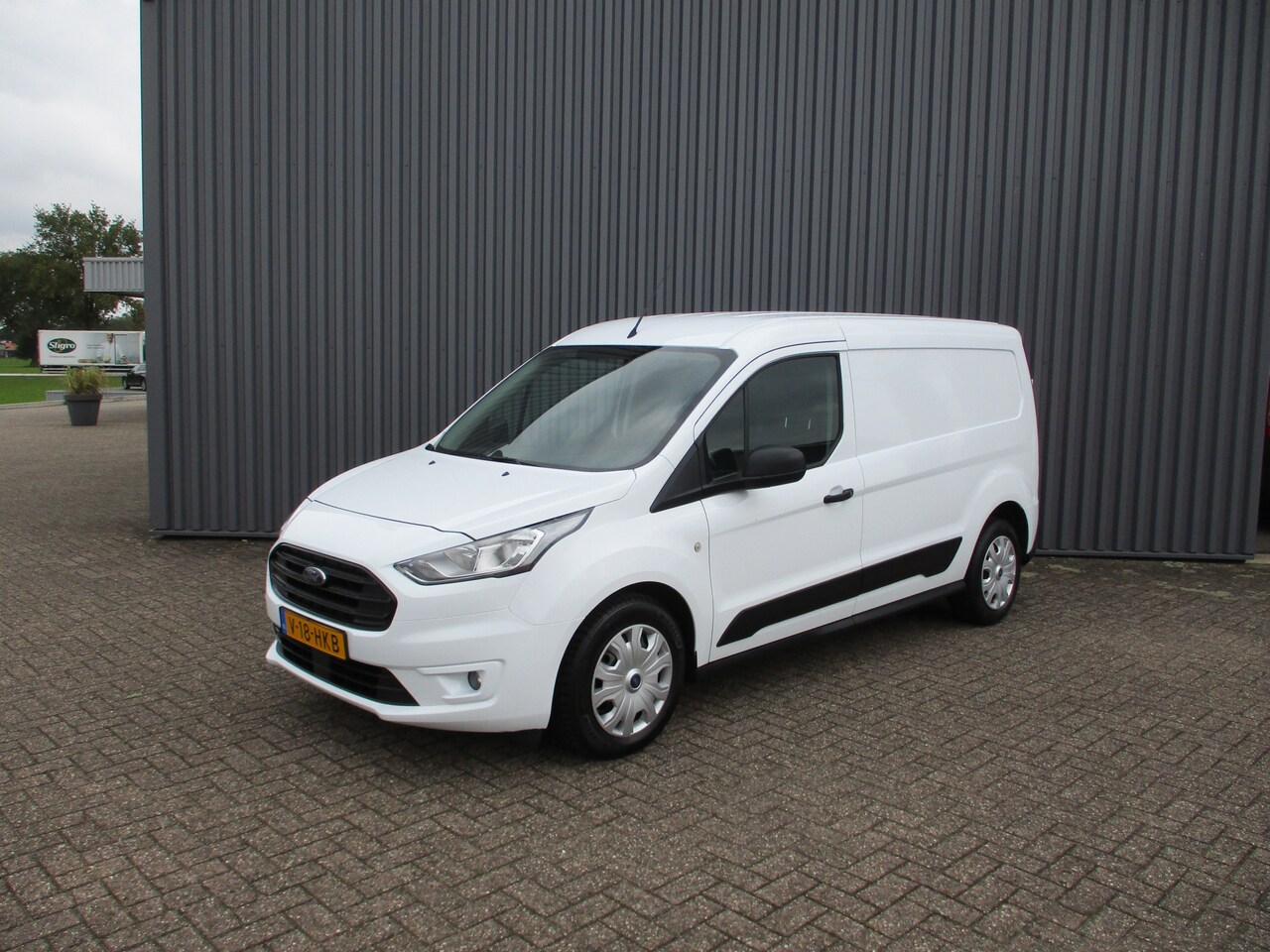 Ford Transit Connect - 1.5 100 PK EcoBlue L2 Drie zits Airco - AutoWereld.nl