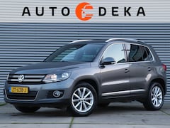 Volkswagen Tiguan - 1.4 TSI Lounge Automaat *Navigatie*Trekhaak*Parkeersens