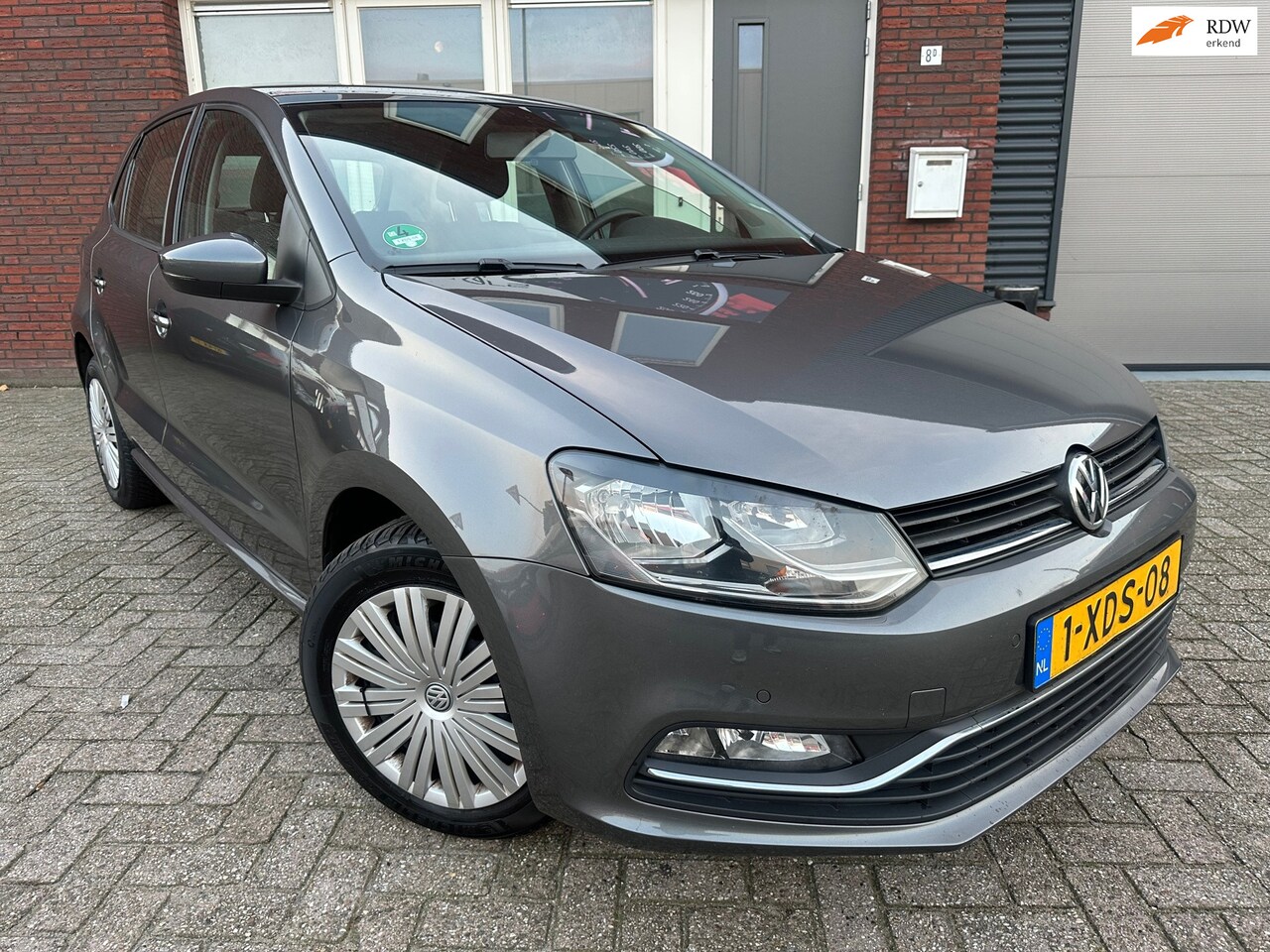 Volkswagen Polo - 1.2 TSI Comfortline / Navi / PDC / Cruise / Airco - AutoWereld.nl