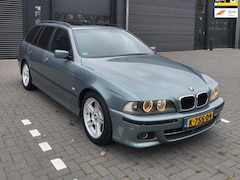 BMW 5-serie Touring - 520i M-Pakket, schuifdak, Media, Youngtimer