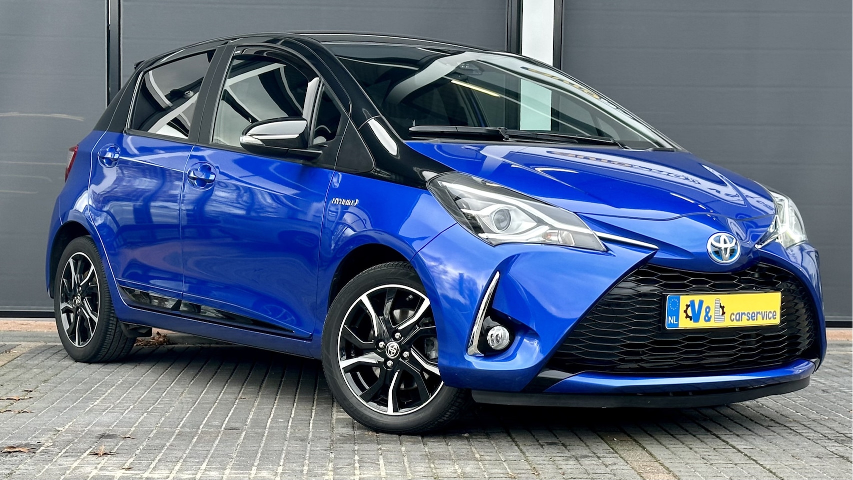 Toyota Yaris - 1.5 Hybrid Y20 Gold Edition Stoelverwarming / Cruis control / Camera - AutoWereld.nl