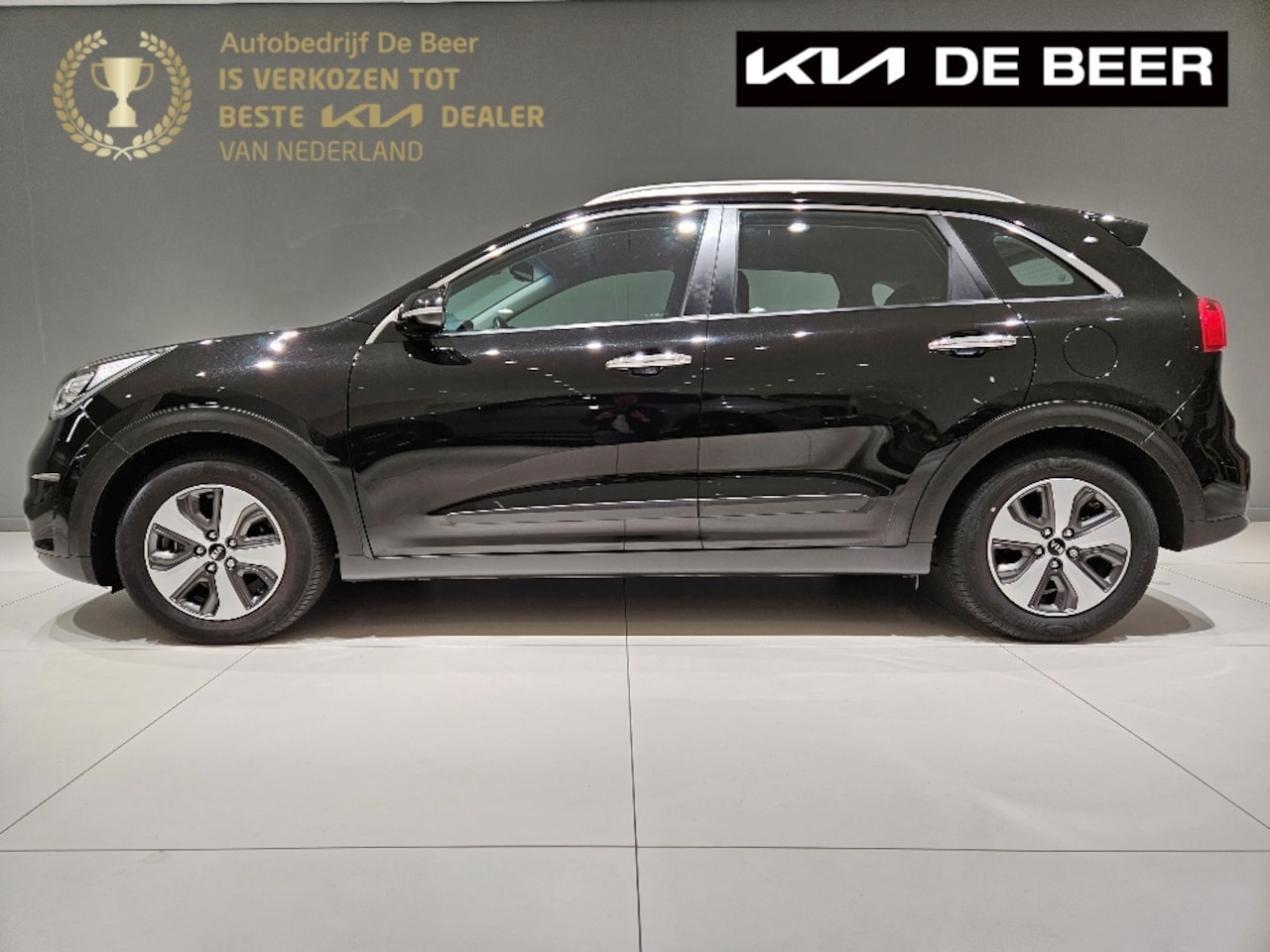 Kia Niro - 1.6 GDi Hybrid 141pk DCT6 Automaat First Edition Trekhaak - AutoWereld.nl