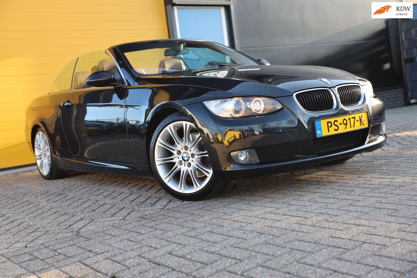 BMW 3-serie Cabrio - BMW 3-serie Cabrio 320i / Airco / Cruis control / Leder / PDC / Xenon / Allu Velgen / Nett - AutoWereld.nl