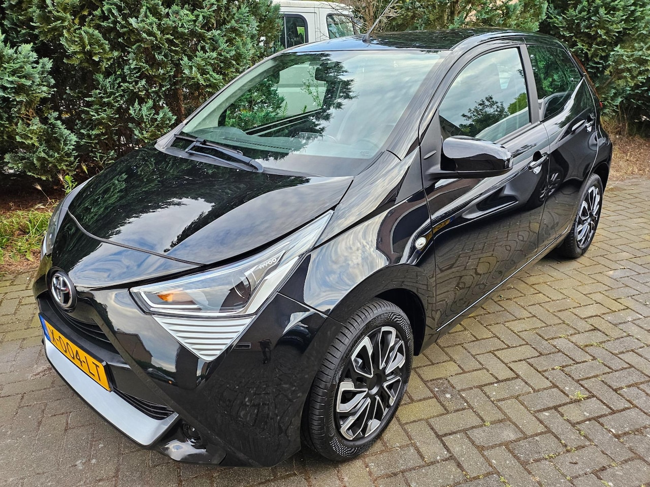 Toyota Aygo - 1.0 VVT-i x-JBL 1.0 VVT-i x-JBL - AutoWereld.nl