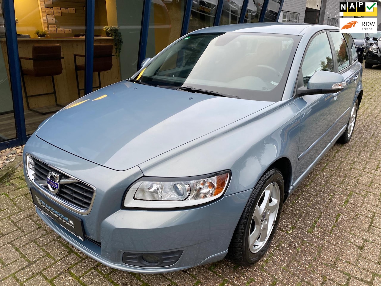 Volvo V50 - 2.0 Business Edition Uniek 61.241KM!!! - AutoWereld.nl