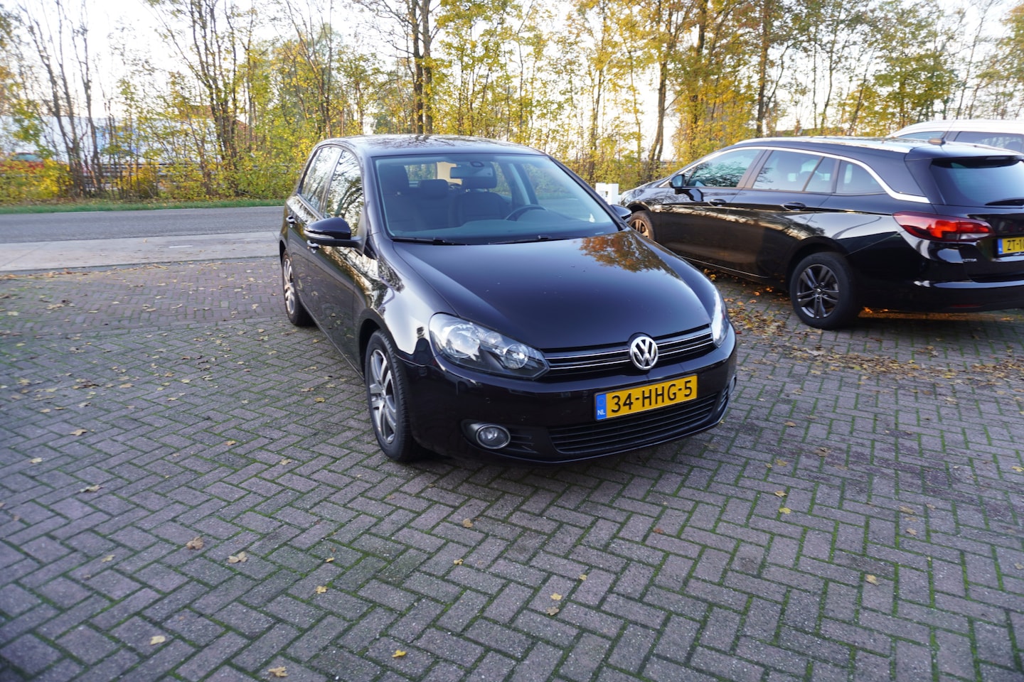 Volkswagen Golf - 1.4 TSI Highline TREKHAAK CRUISE PARROT CLIMA - AutoWereld.nl