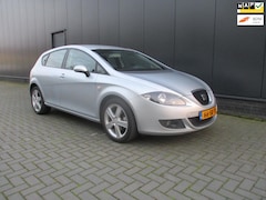 Seat Leon - 2.0 FSI Stylance / NETTE AUTO / 1 e eigenaar