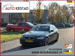 BMW 3-serie - 320i 6-BAK DYNAMIC AIRCO/CRUISE/LM-VELGEN NETTE STAAT