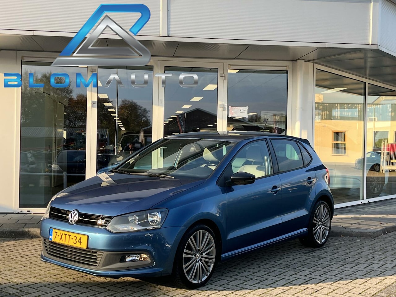 Volkswagen Polo - 1.4 TSI 150PK DSG BlueGT NAVI+CAMERA+TREKH. - AutoWereld.nl