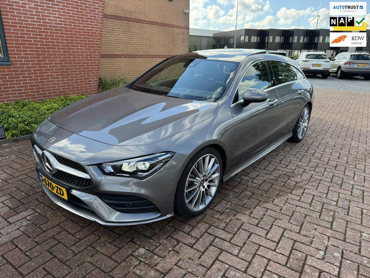 Mercedes-Benz CLA-klasse Shooting Brake - 200 AMG Line 200 AMG Line - AutoWereld.nl