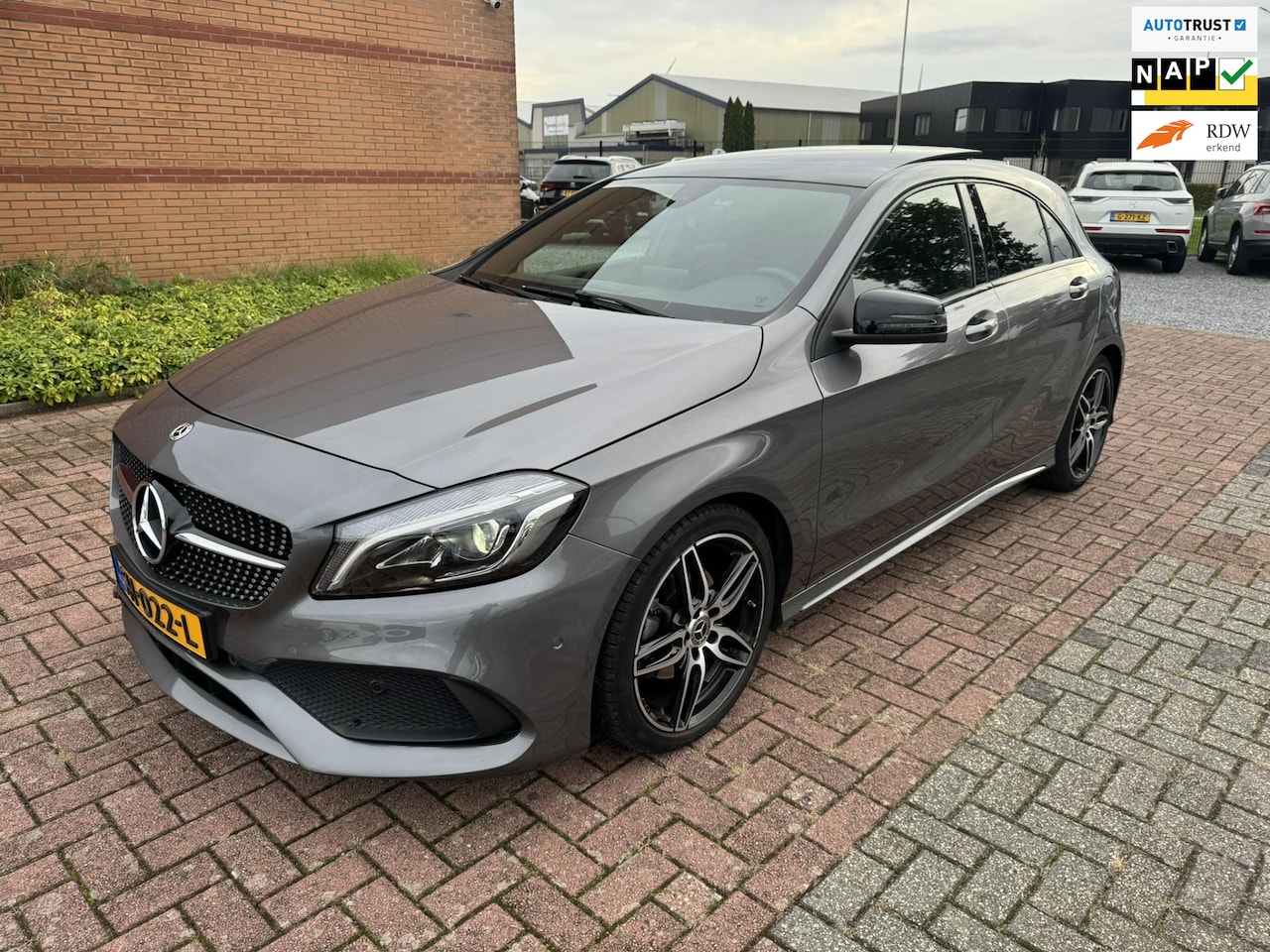 Mercedes-Benz A-klasse - 160 Sport Edition AMG panorama automaat - AutoWereld.nl