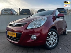 Hyundai i20 - 1.4i DynamicVersion/AIRCO/APK 11-2025/NAP/INRUIL KOOPJE/