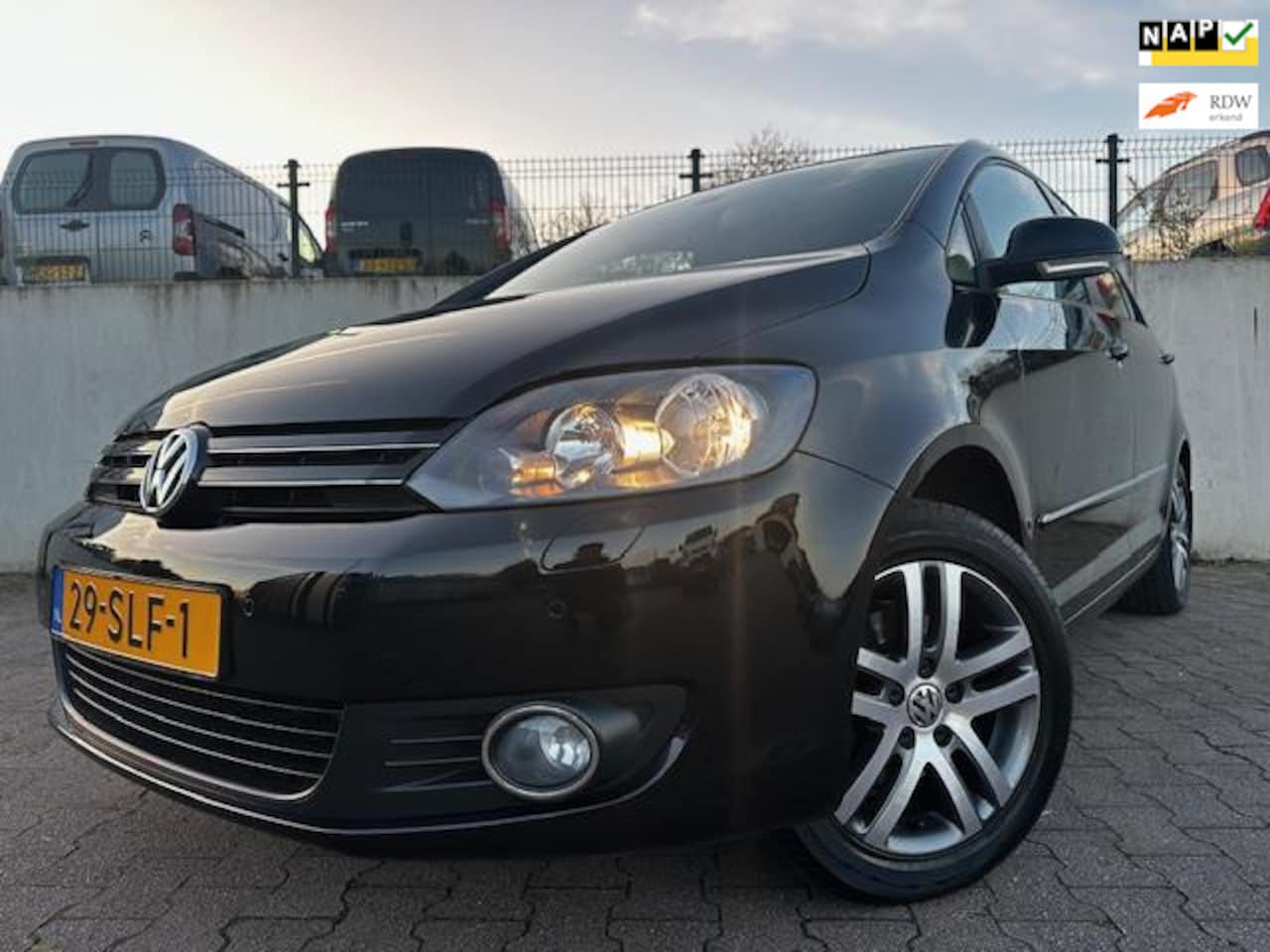 Volkswagen Golf Plus - 1.2 TSI Comfortline/AUTOMAAT/CLIMA/CRUISE/66634 KM NAP/HOGE INSTAP/TREKHAAK/APK 10-2025/ - AutoWereld.nl