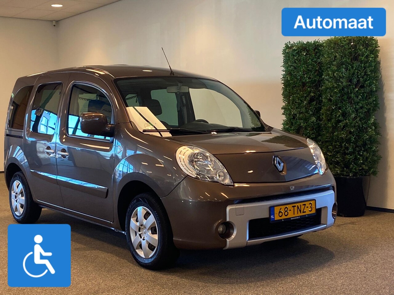 Renault Kangoo - Rolstoelauto Automaat - AutoWereld.nl