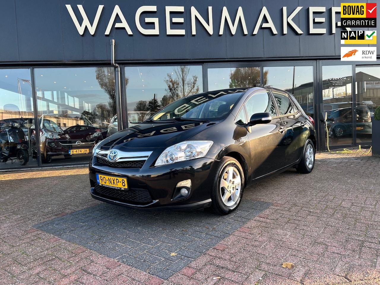 Toyota Auris - 1.8 Full Hybrid Aspiration Clima|Cruise|NAVI - AutoWereld.nl