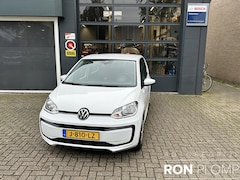 Volkswagen Up! - 1.0 BMT move up Airco/ Navigatie via App/ Bluetooth/ Elektrische spiegels/ LED