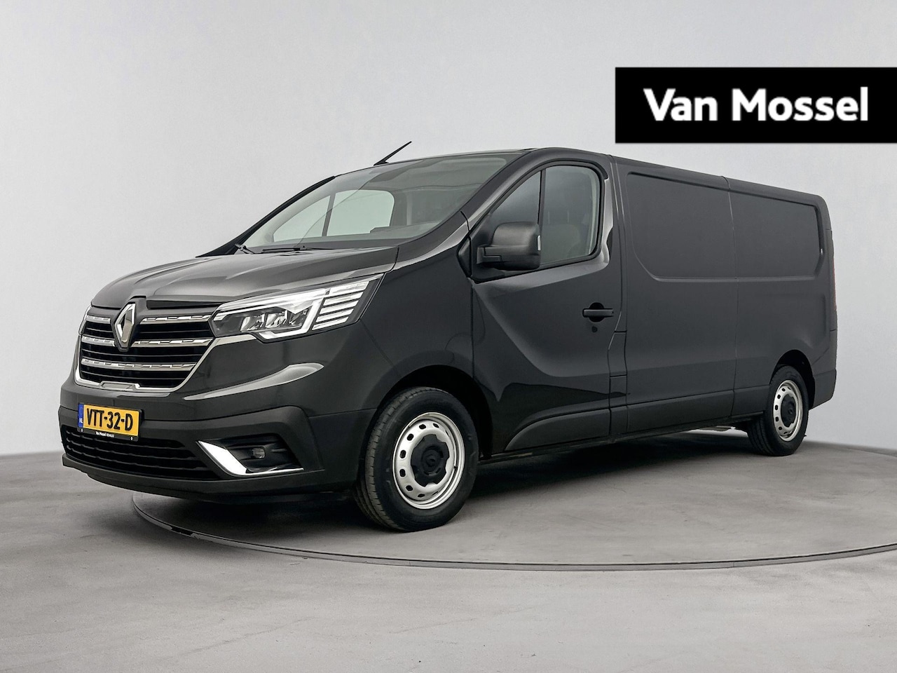 Renault Trafic - 2.0 dCi 130pk T30 L2H1 Comfort | Apple-Carplay/Android-Auto | Parkeersensoren | Mistlampen - AutoWereld.nl