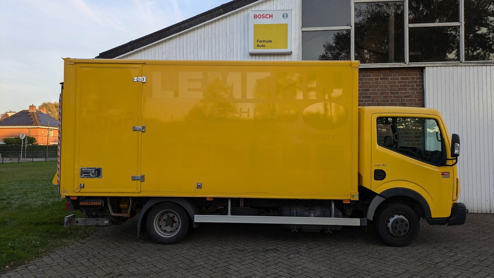 Renault Master - Maxity 2,5DCi Meubelbak met laadklep - AutoWereld.nl