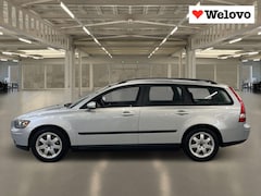 Volvo V50 - 2.4 Lage km stand, high performance sound, PDC