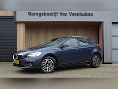 Volvo V40 Cross Country - 2.0 T3 153pk Nordic+ LED Navi Clima 16inch LM Virtual Cockpit *NL auto* 141651km