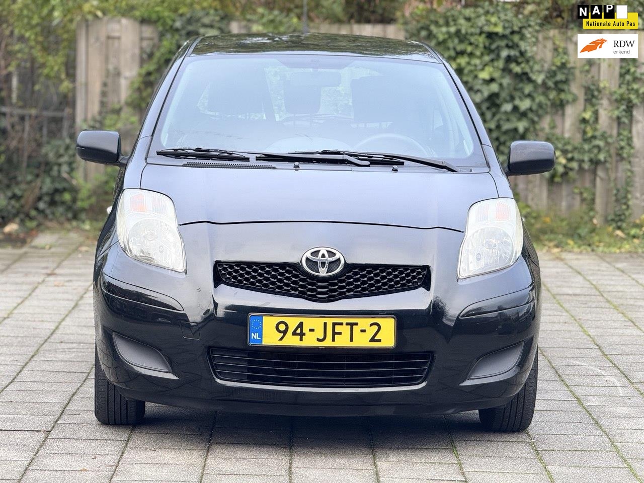 Toyota Yaris - 1.0 VVTi Acces.airco,nieuwe apk, km nap - AutoWereld.nl