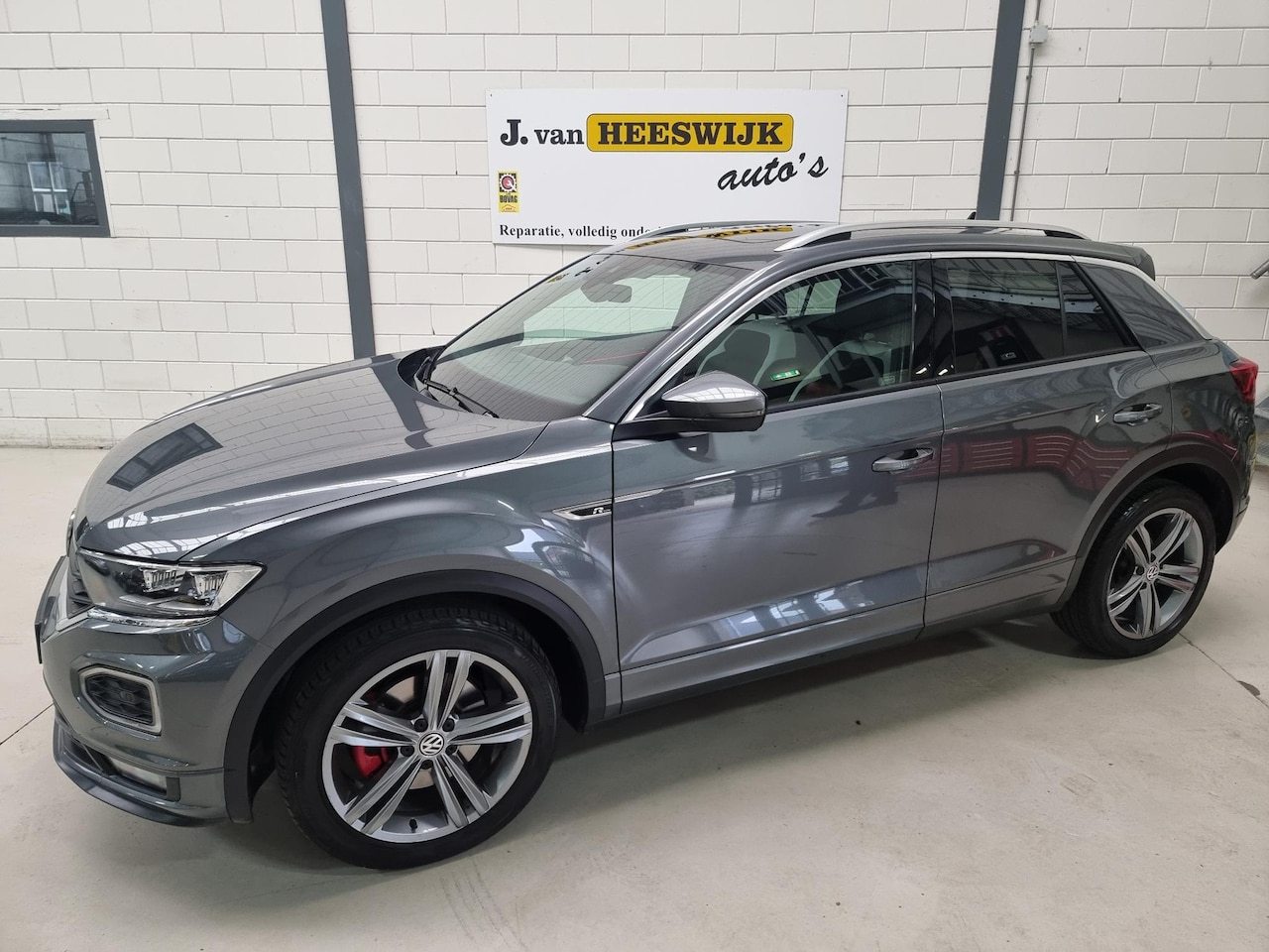 Volkswagen T-Roc - 1.5 TSI Sport Business R 1.5 TSI Sport Business R - AutoWereld.nl