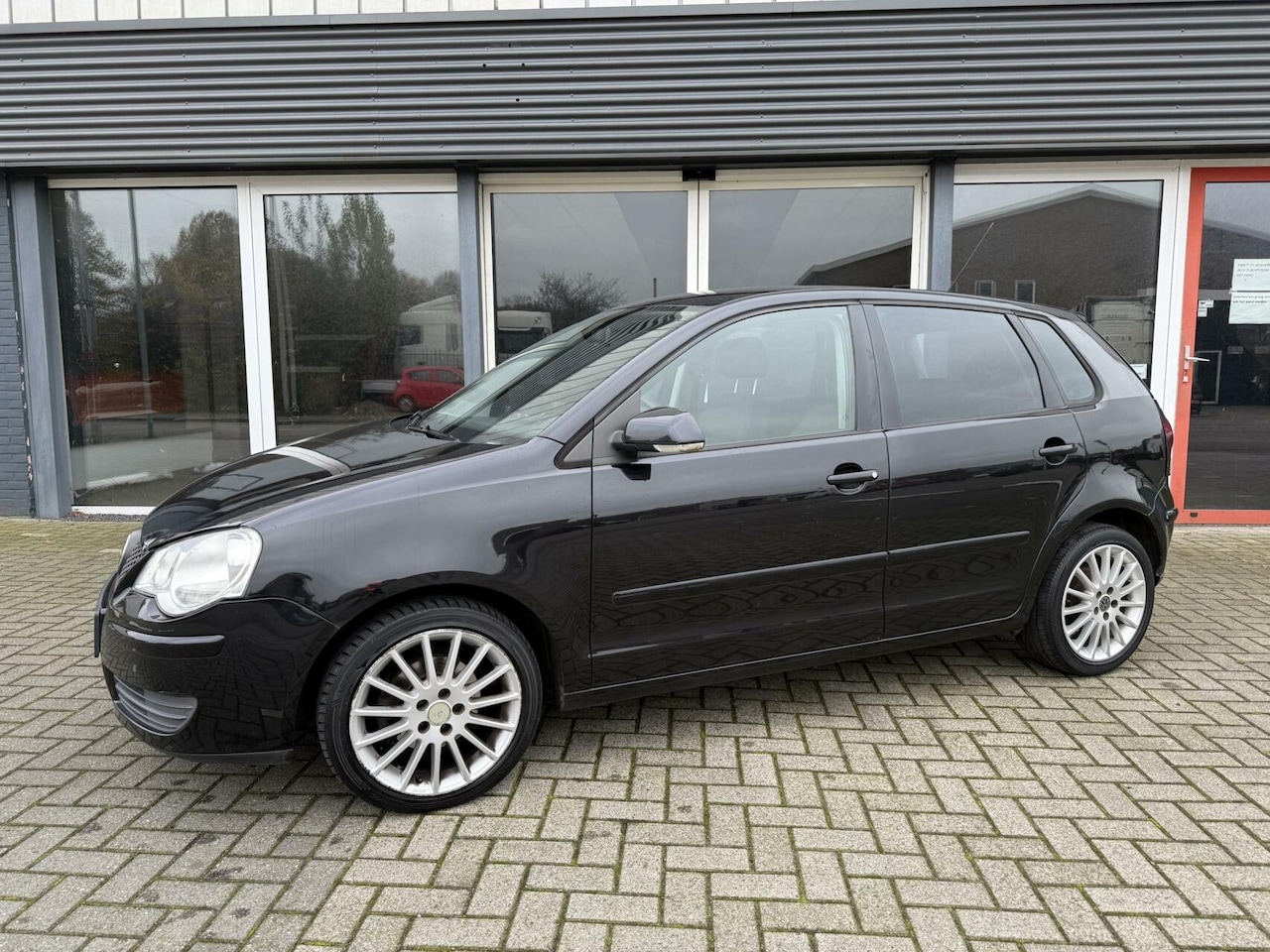 Volkswagen Polo - 1.4-16V Comfortline 1.4-16V Comfortline - AutoWereld.nl