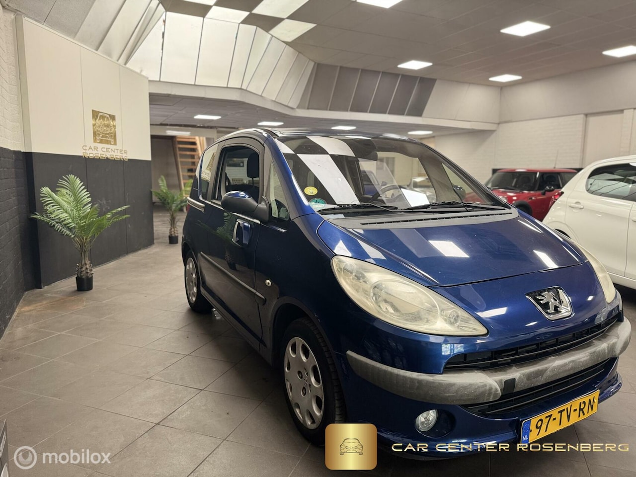 Peugeot 1007 - 1.4 Urban Airco, APK, 2x Schuifdeur, NAP - AutoWereld.nl