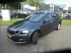 Skoda Octavia Combi - 1.0 TSI Greentech 115pk Business Edition Clima Navi Thaak Afn