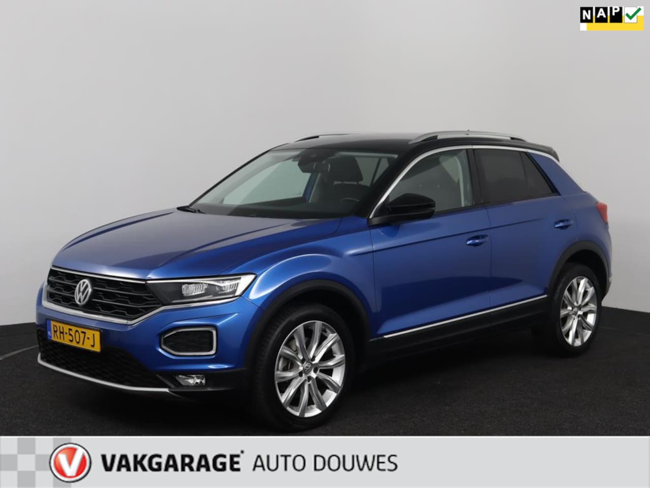 Volkswagen T-Roc - 1.0 TSI Style | NAP | ACC | Carplay - AutoWereld.nl