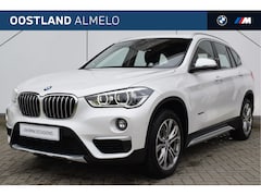 BMW X1 - xDrive20i High Executive xLine Automaat / Panoramadak / Trekhaak / LED / Head-Up / Park As