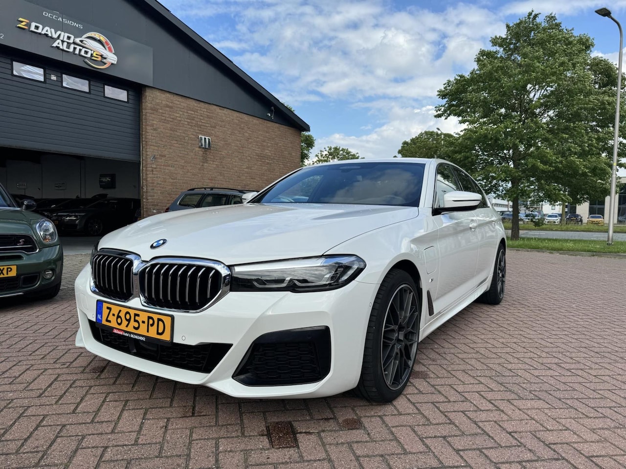 BMW 5-serie - 530e Business Edition Plus M pakket - AutoWereld.nl