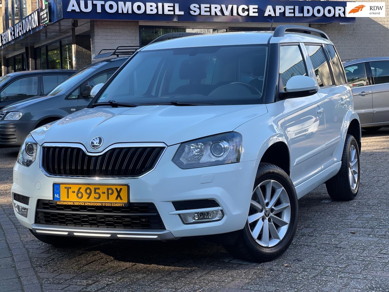 Skoda Yeti - 1.2 TSI Greentech Ambition*AUTOMAAT*NAVI*CR.CONTR*STOEL VERW*MF STUUR*O.BOEKJES - AutoWereld.nl