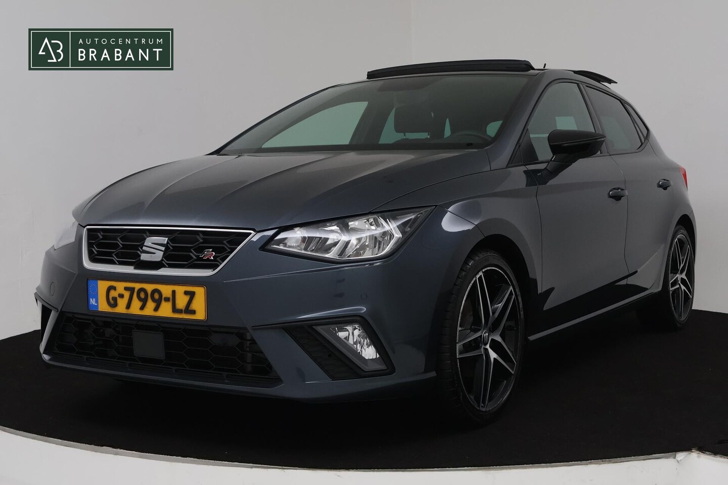 Seat Ibiza - 1.0 TSI FR Business Intense (PANORAMADAK, DIGITALE COCKPIT, NAVIGATIE, CARPLAY, CAMERA, GO - AutoWereld.nl