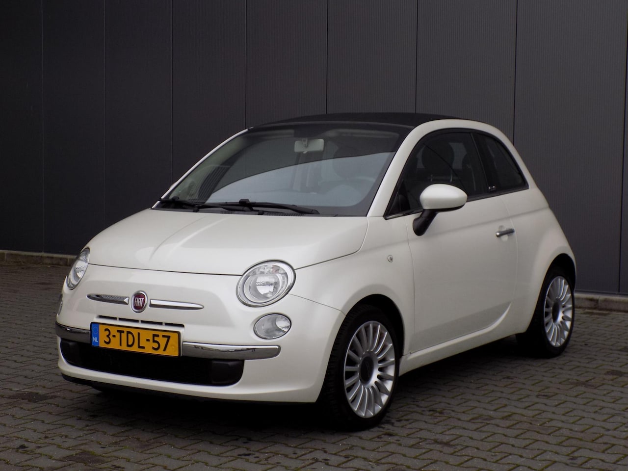 Fiat 500 C - 0.9 TwinAir Lounge Trekhaak - AutoWereld.nl