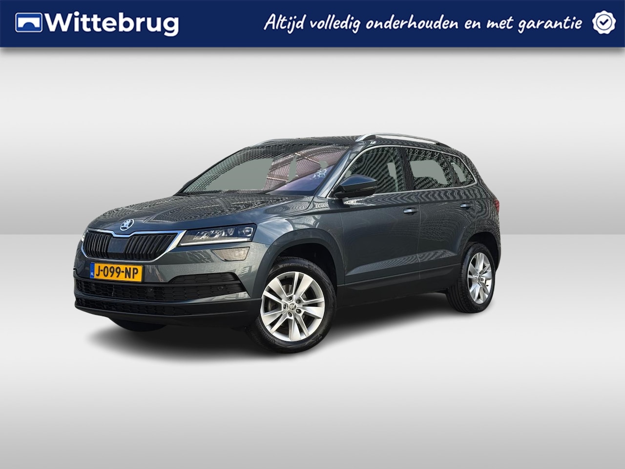 Skoda Karoq - 1.5 TSI ACT Business Edition Plus DSG/ Metallic/ Volledig Digitale Cockpit/ / Led/ Int +/ - AutoWereld.nl