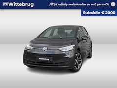 Volkswagen ID.3 - 204PK First 58 kWh / €2000, - Subsidie / 19" LMV / Interieur Voorverwarming/(koeling) / St