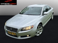 Volvo S80 - 2.5 T Momentum Full Opties